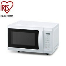 電子レンジ選びを検討する一人暮らしの女性